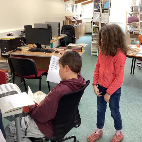 Büchereigestaltung Reading Club