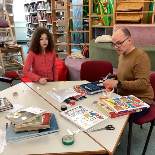 Büchereigestaltung Reading Club