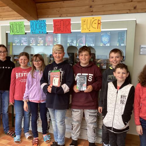 Büchereigestaltung Reading Club