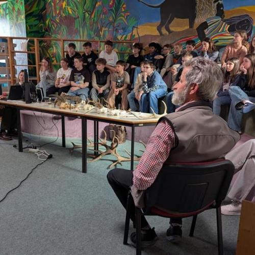 Jäger in der Schule