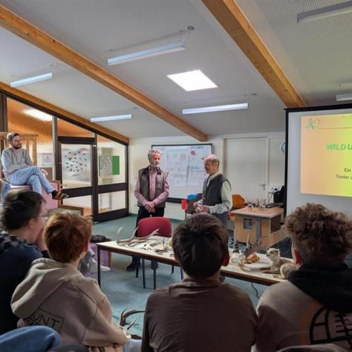 Jäger in der Schule